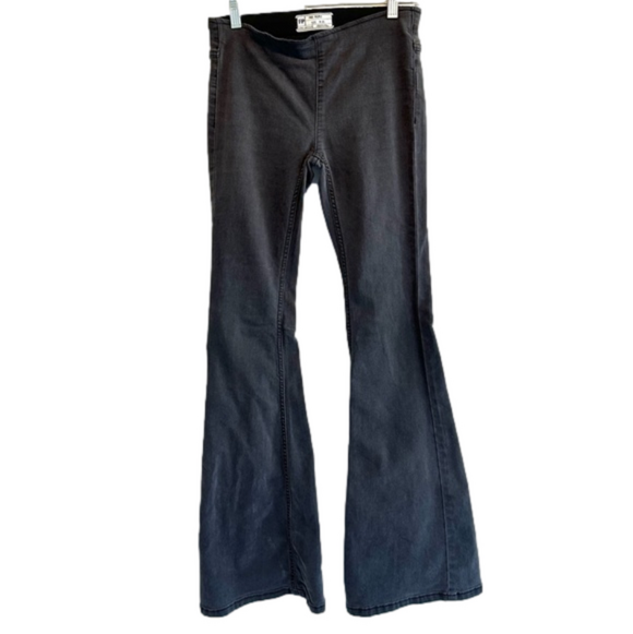 Free People Denim - Free People Black Pull On Flares size 25